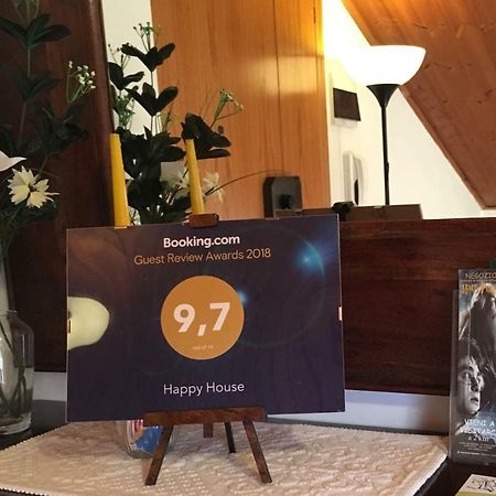 Happy House Apartment Gubbio Bagian luar foto