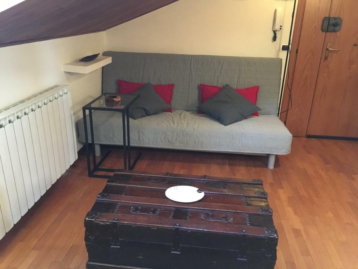 Happy House Apartment Gubbio Bagian luar foto